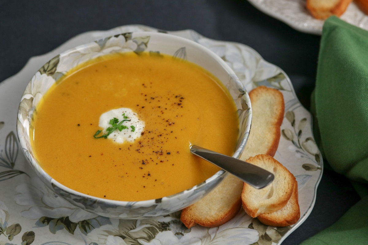 Gluten-free Carrot Ginger Soup