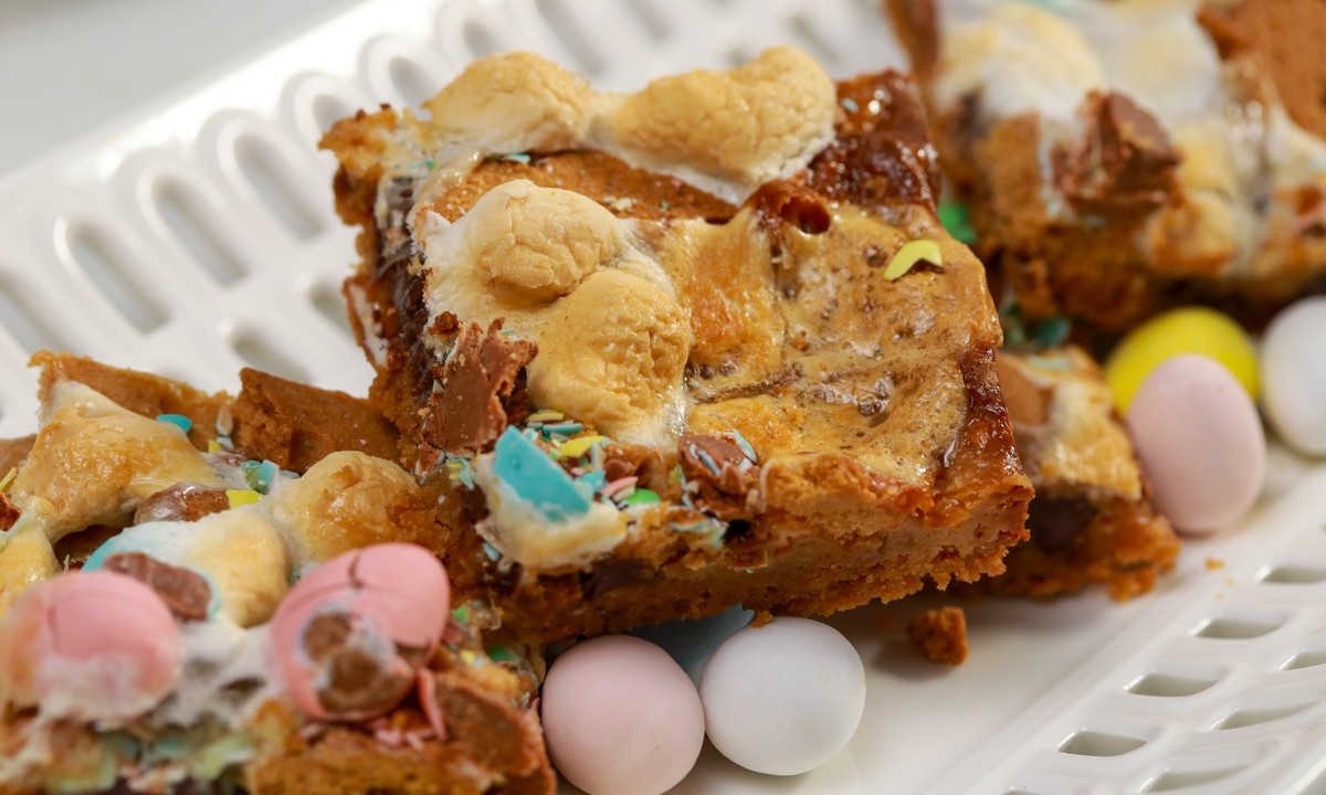 Gluten-free Easter Egg Smores Bar