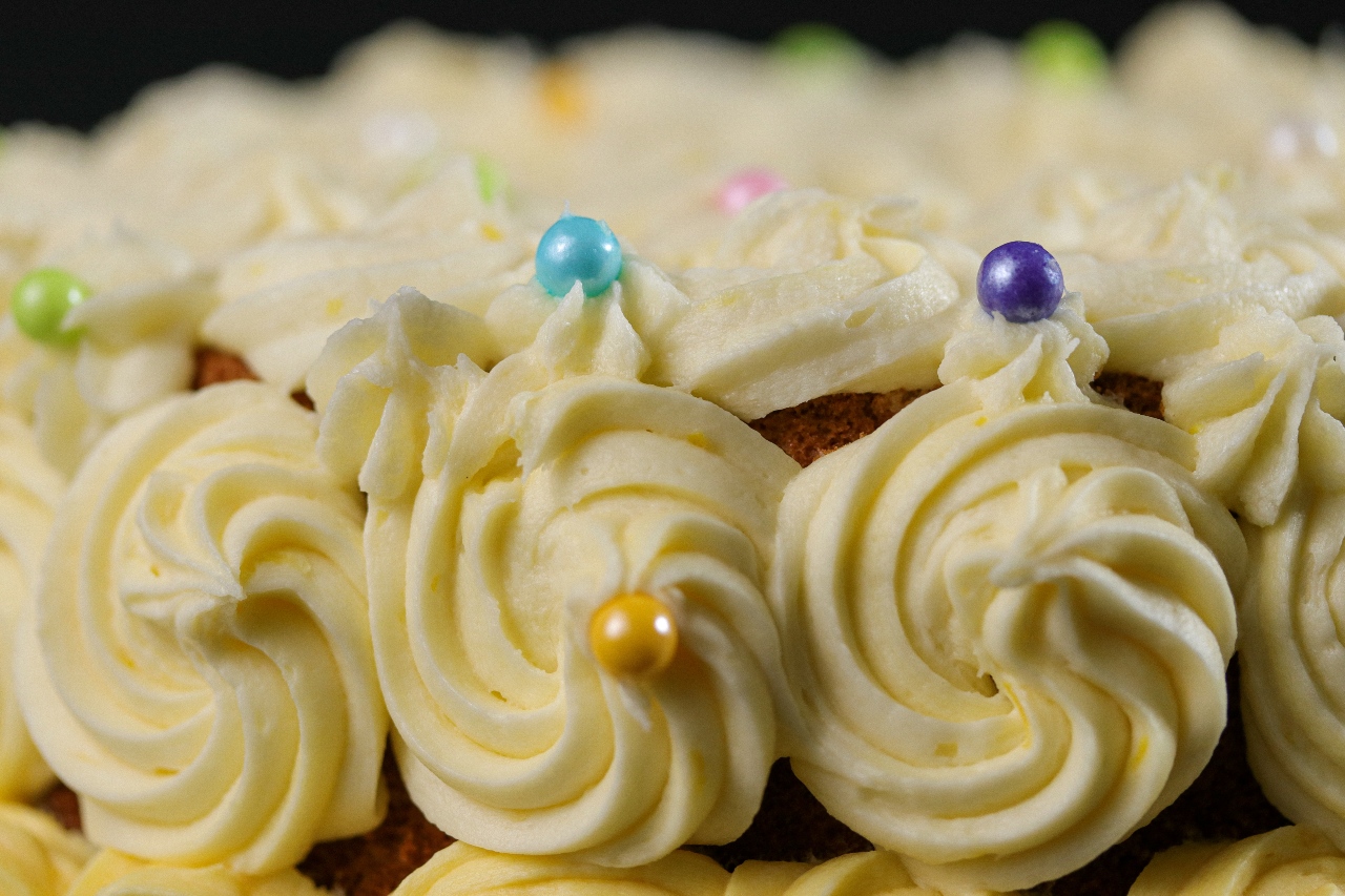 Lemon Chiffon Ermine Icing 