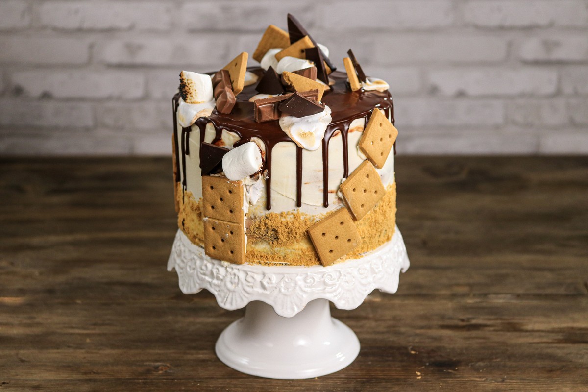 Smoreables Cake